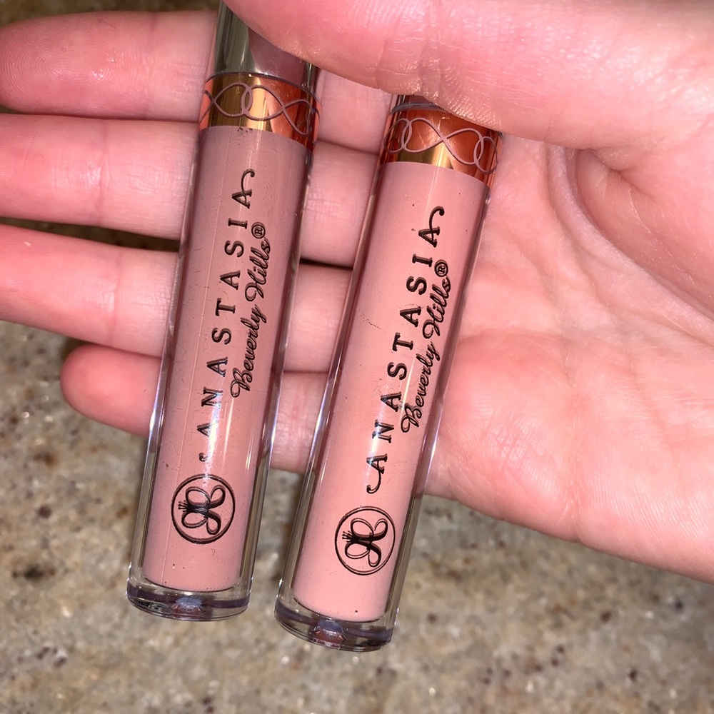 2 Anastasia Beverly Hills Liquid Matte lipsticks